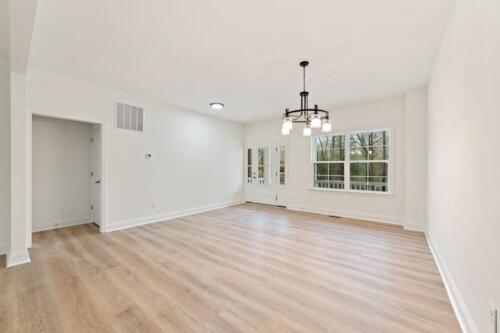 Caliber Home Builder, Ashwood II spacious floor plan with wood floors